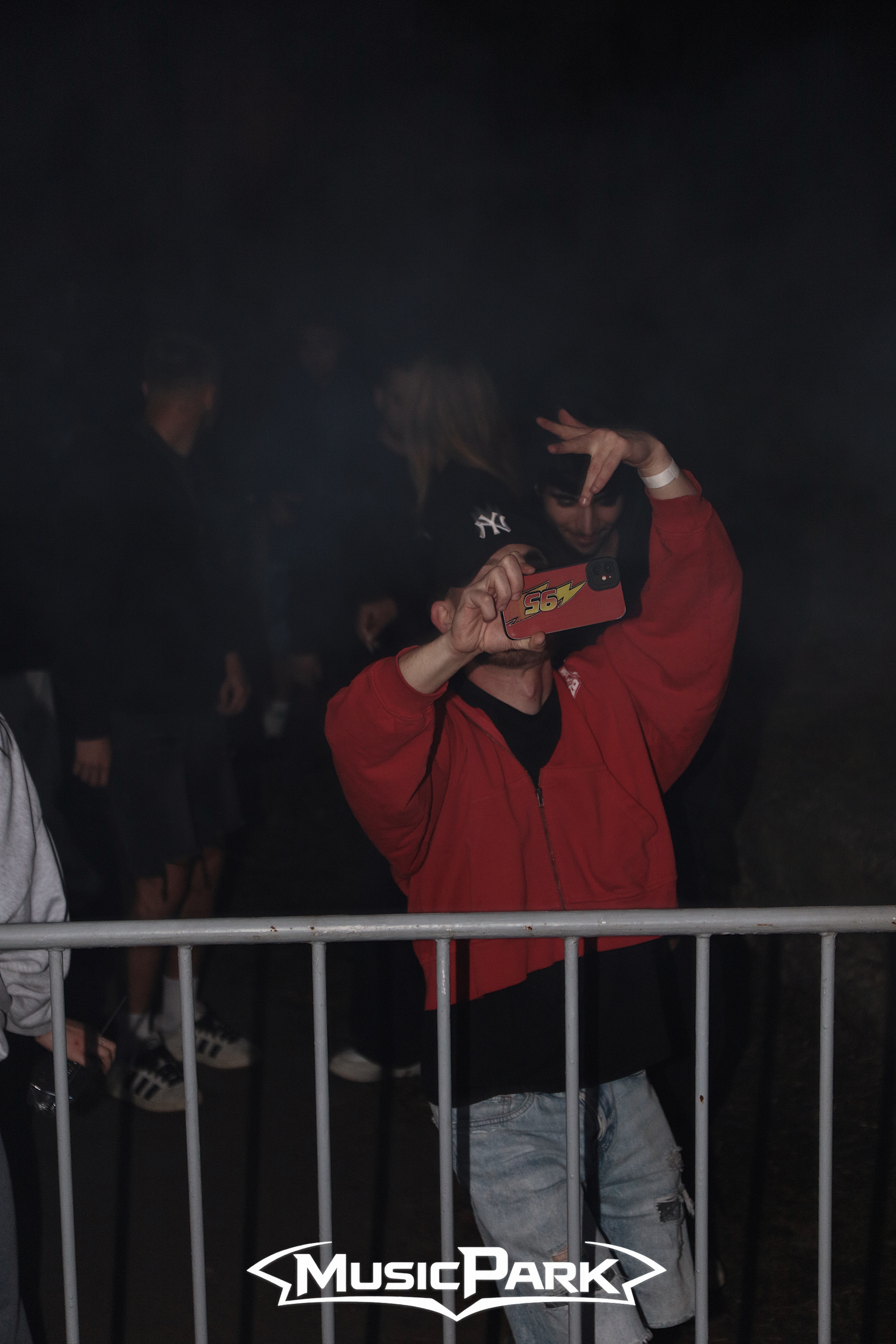 DJ EKG