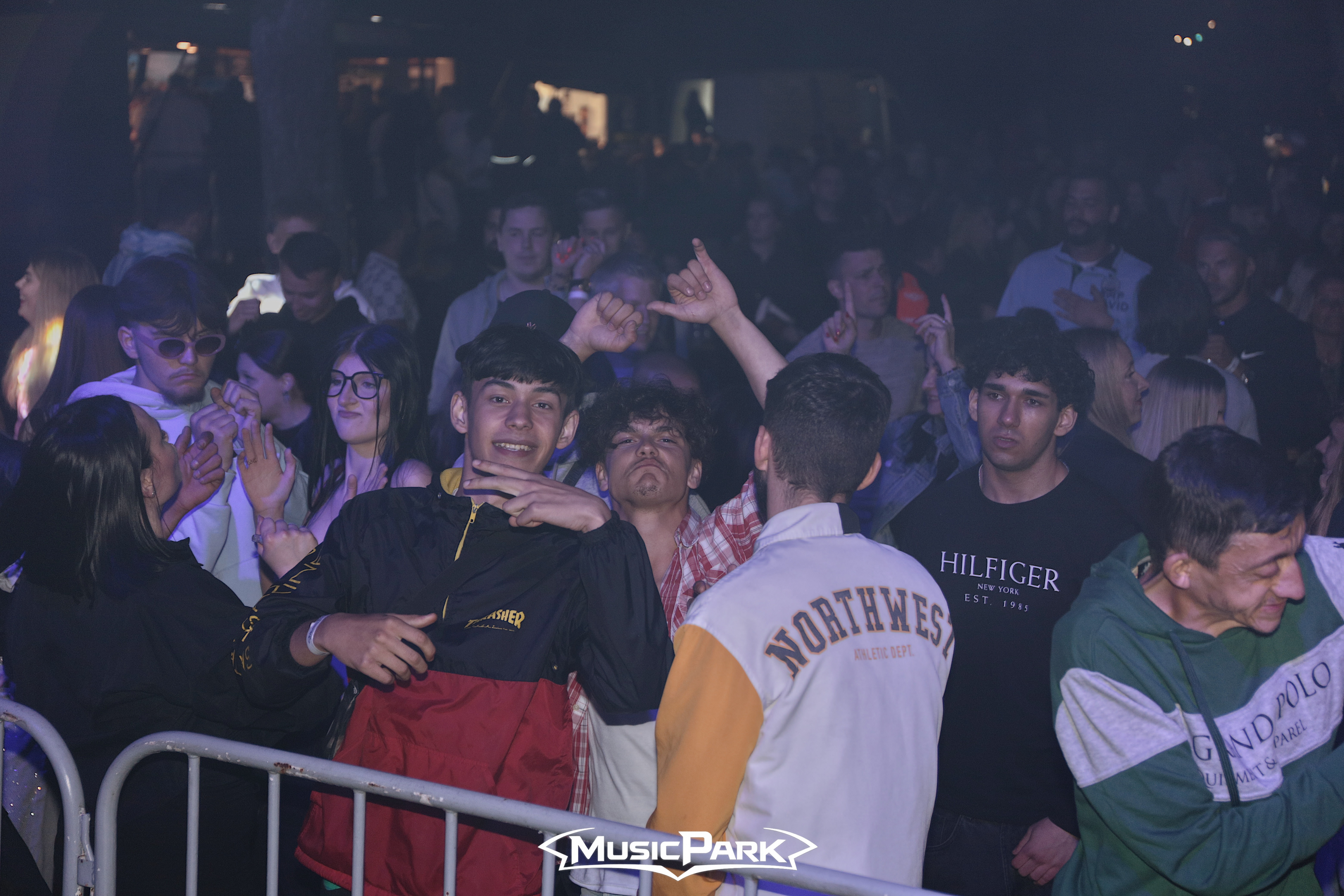 DJ EKG