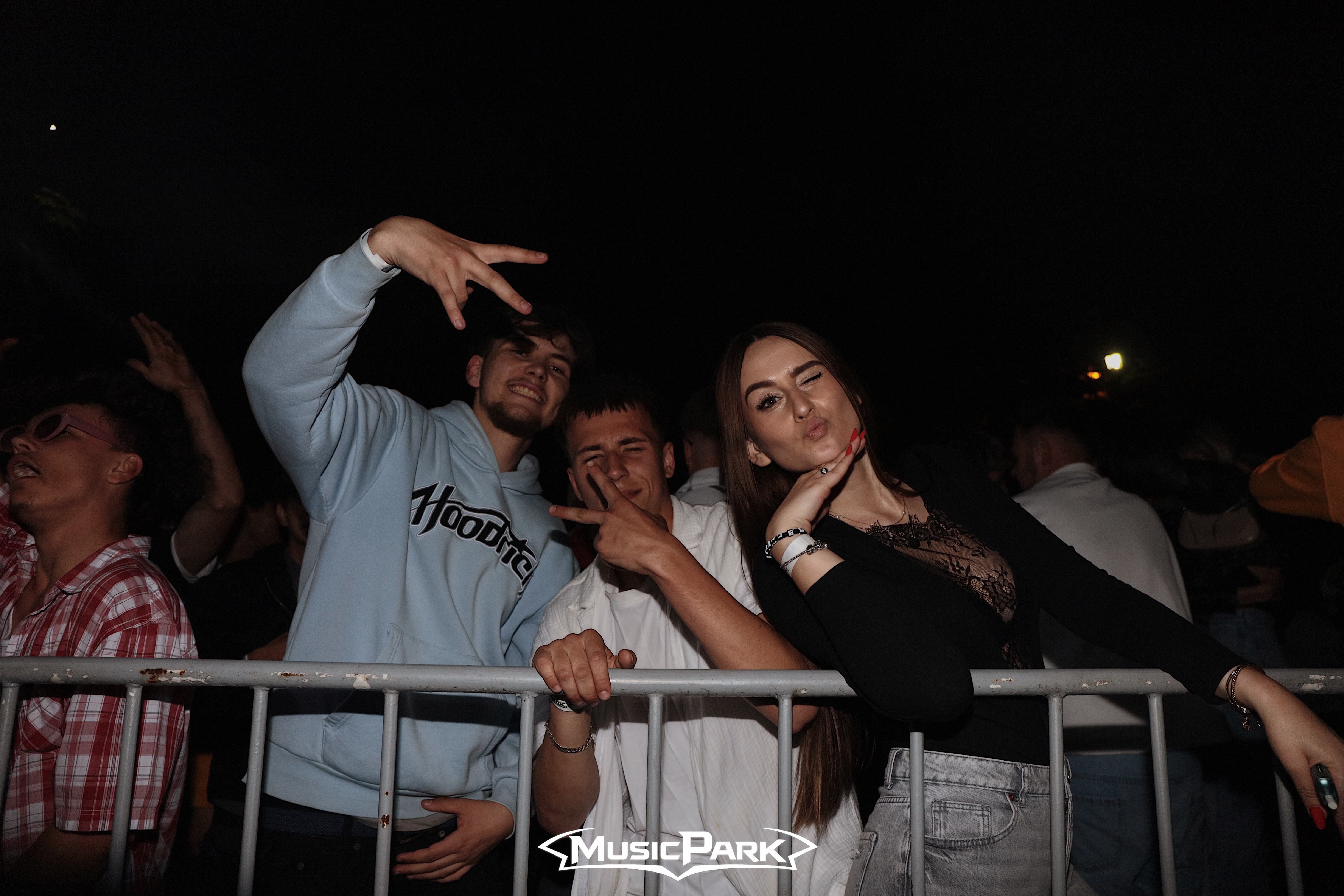 DJ EKG