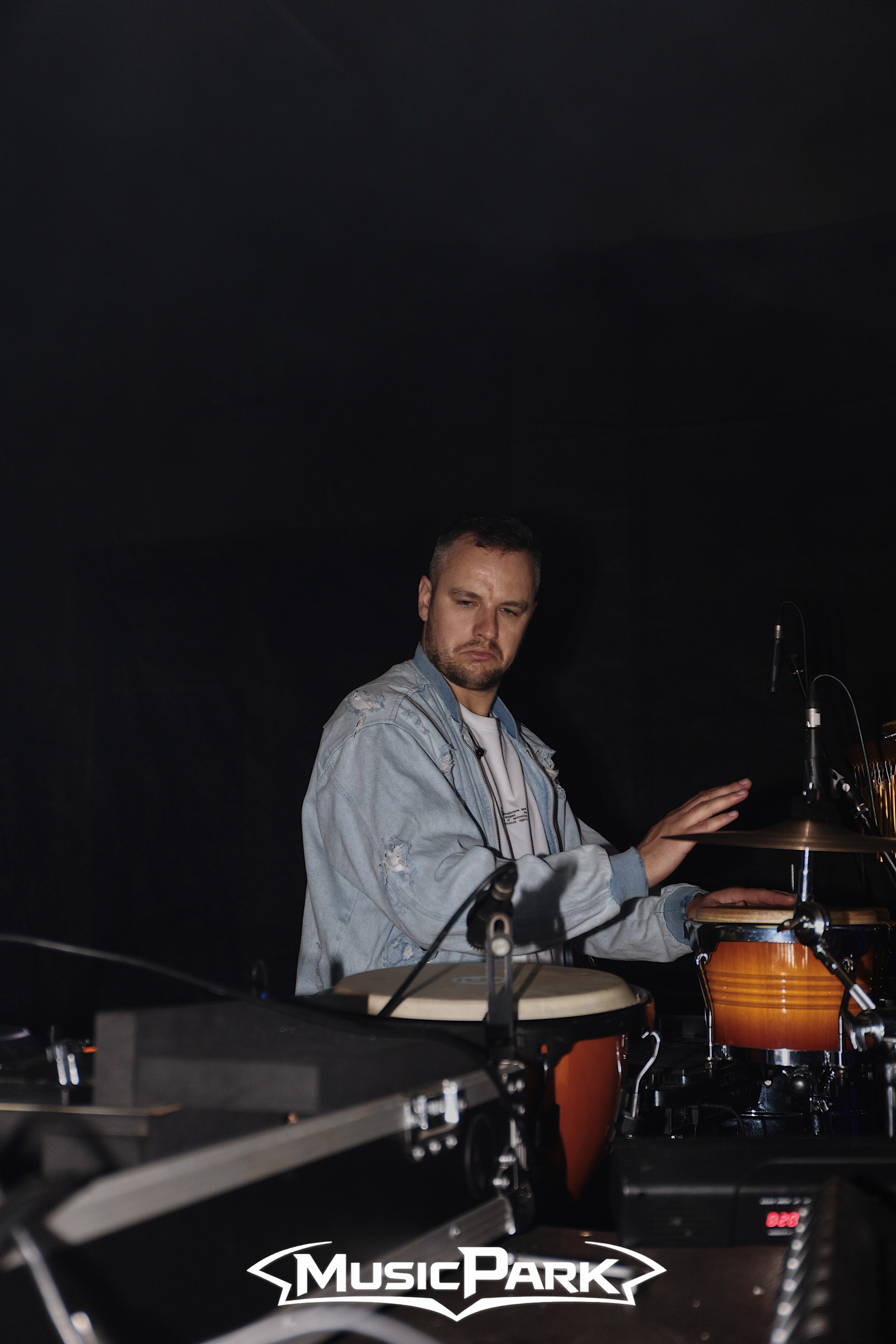 DJ EKG