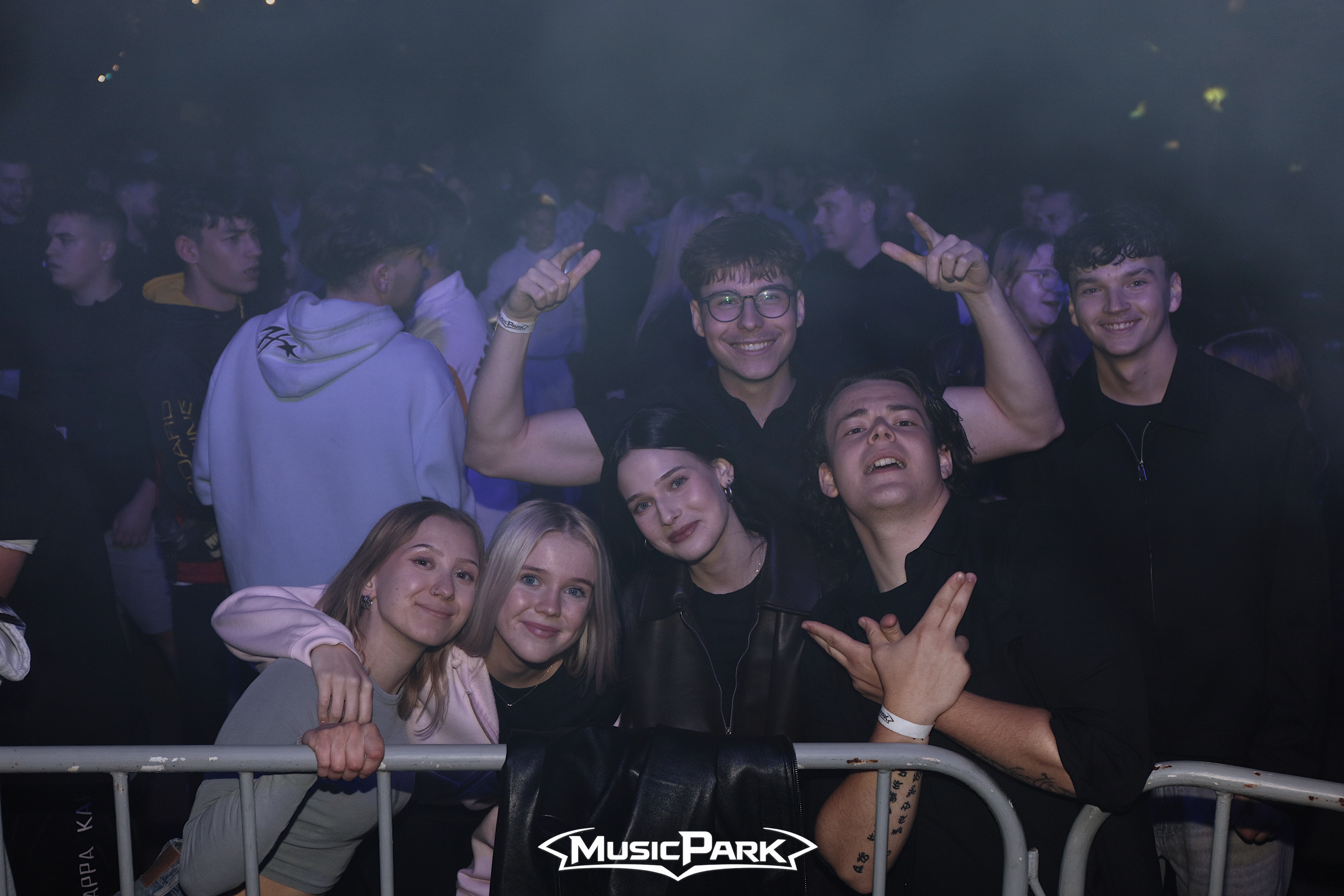 DJ EKG