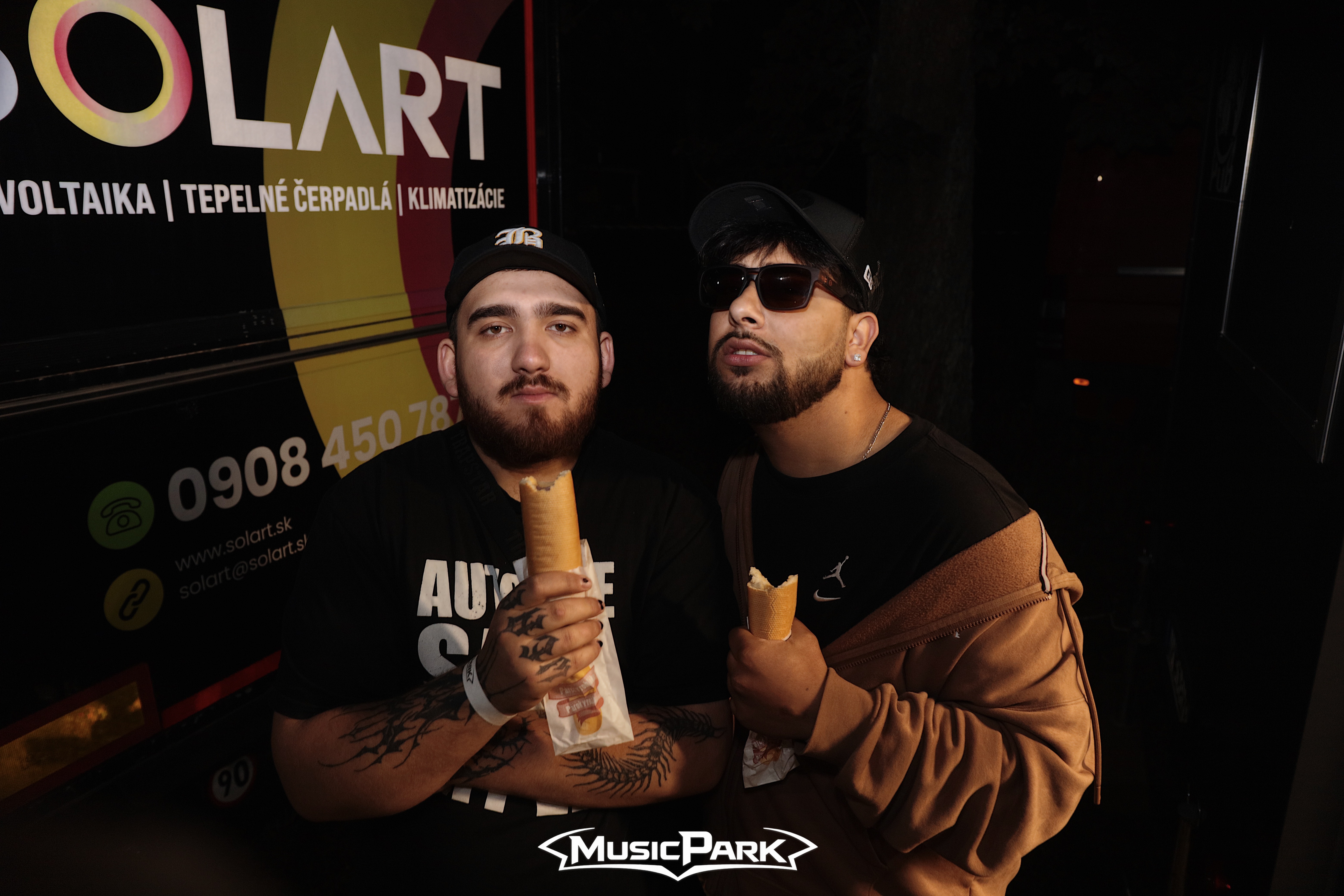 DJ EKG