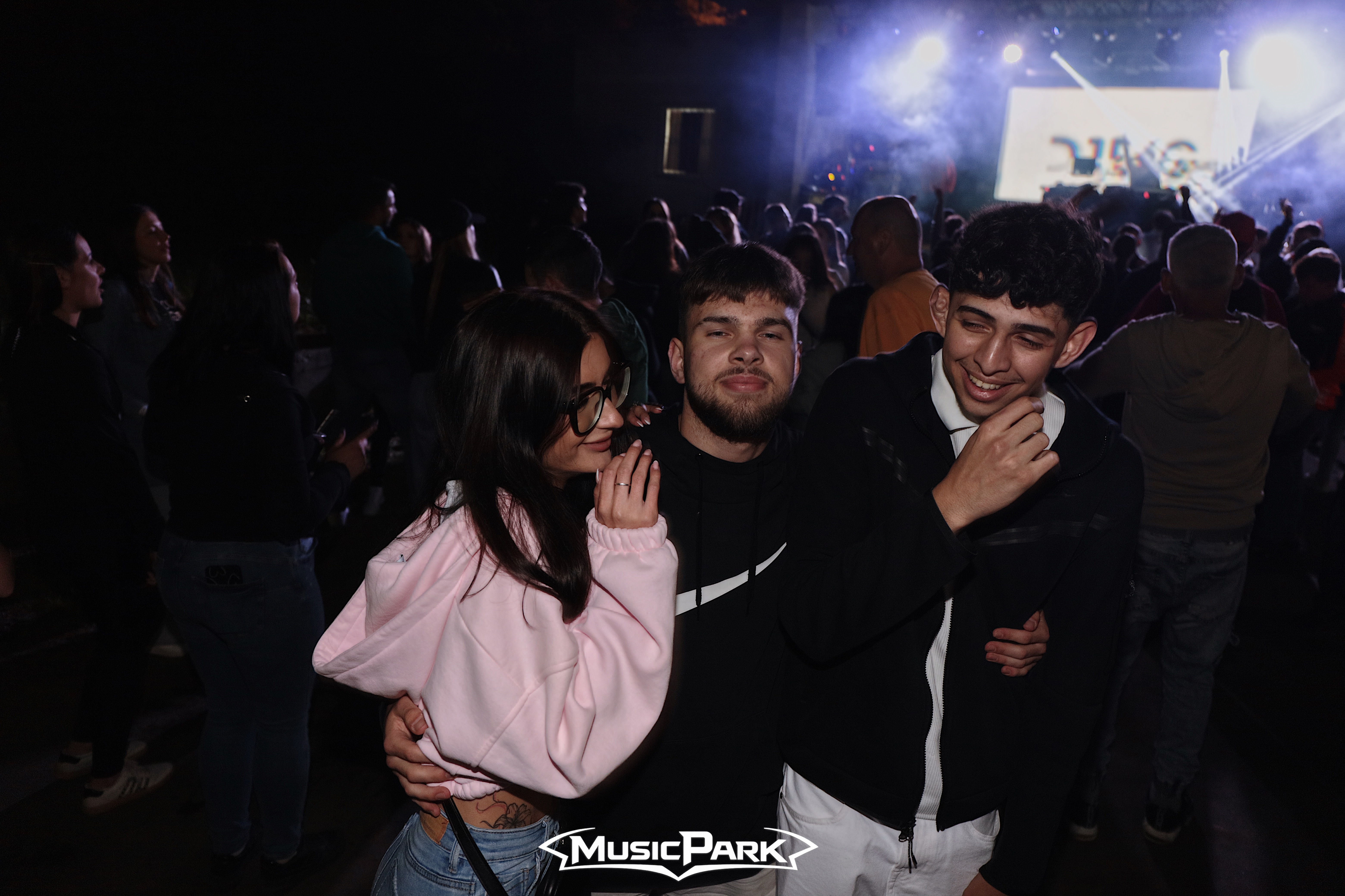 DJ EKG